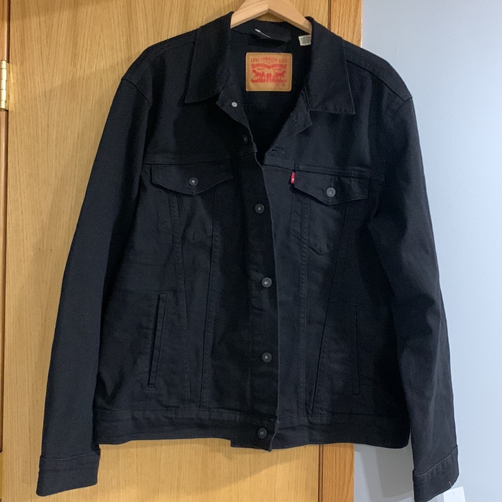 Levi's Men's Black Denim Trucker Jacket